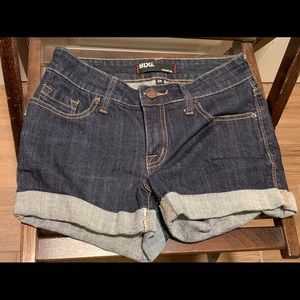 Package of two BDG Jean shorts 25w